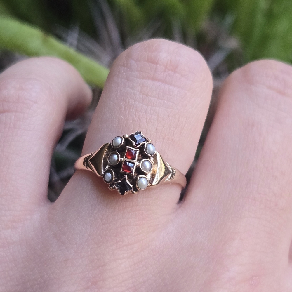 Antique 10K Art Nouveau Solid Gold Garnet, Sapphire & Seed Pearl Ornate Ring, 6 - Picture 9 of 16